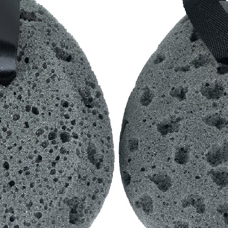 Bathing with bamboo charcoal, seaweed sponge, skin friendly body cleaning tools, exfoliating and mud rubbing wholesale, facial cleansing and face washing