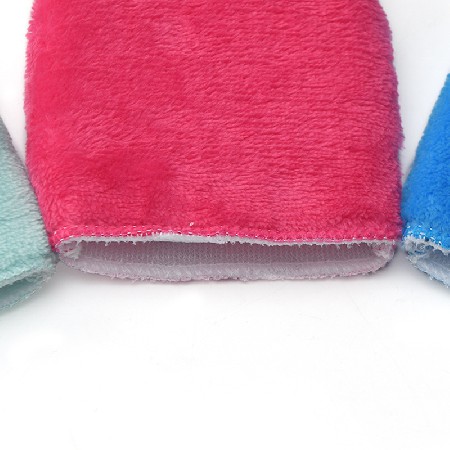 Double textured face washing gloves for women's facial cleansing, skin friendly facial cleaning tools wholesale manufacturer
